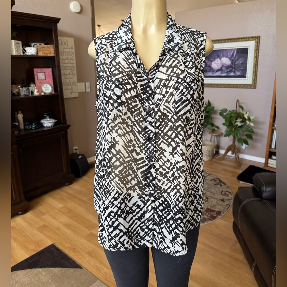 AB Studio sheer black & white sleeveless blouse-size XL